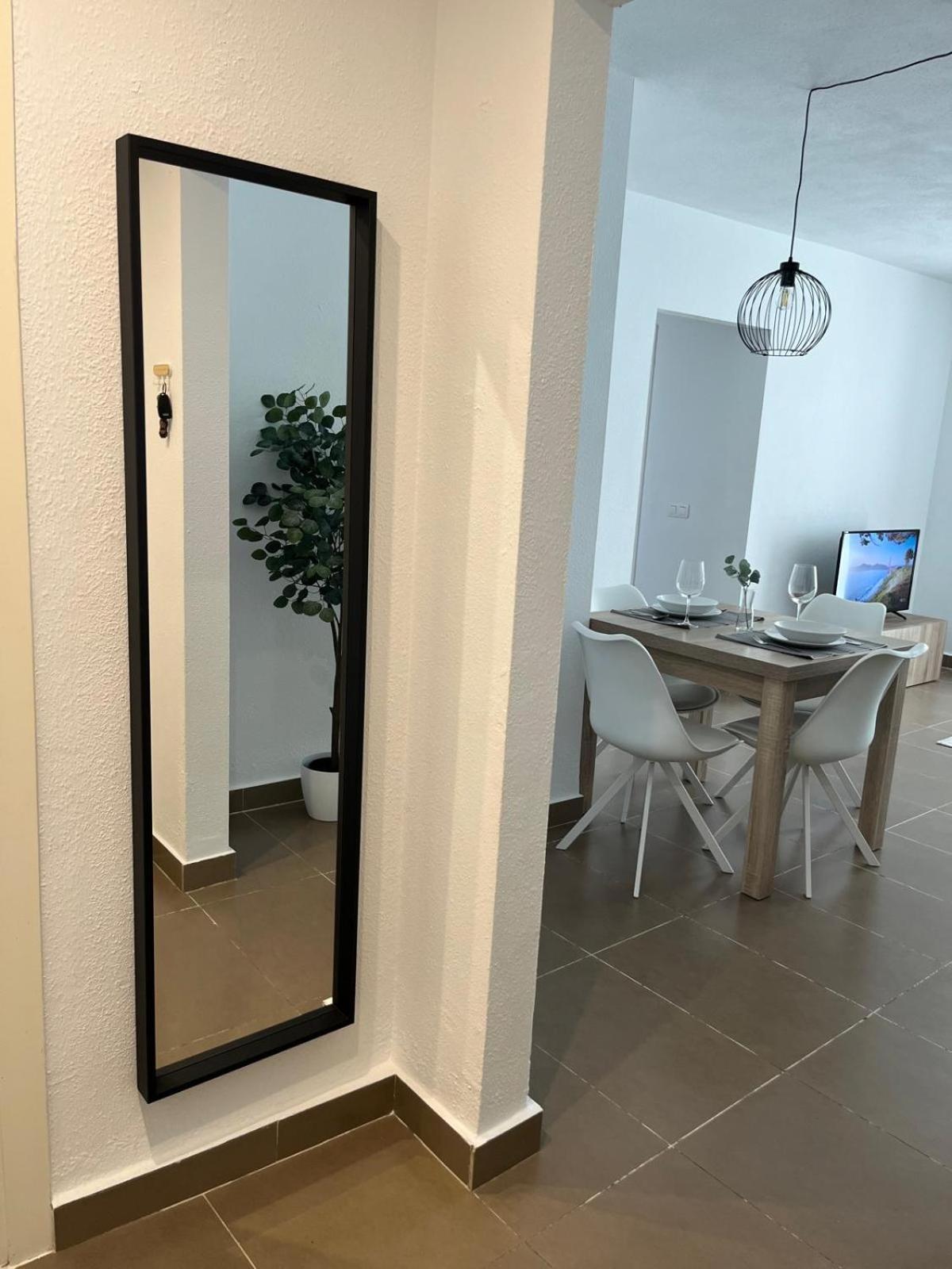 Malaga Prime Location - Stylish Apartment With Free Wifi, Free Parking, Steps From The Historic Center Buitenkant foto